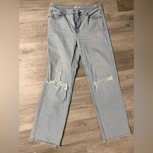 Abercrombie 90’s High Rise Jean